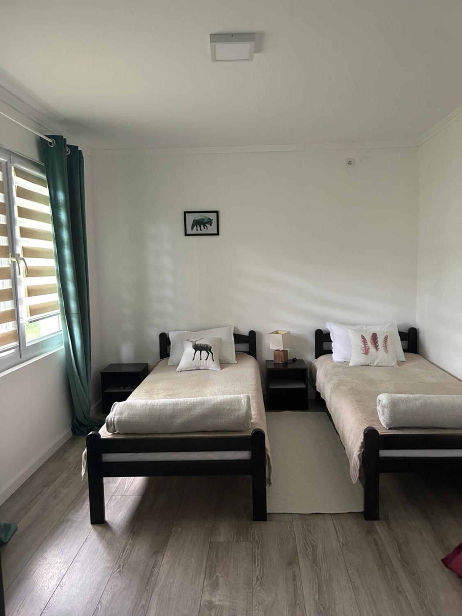 Licko Petrovo Selo Apartments Celopek מראה חיצוני תמונה